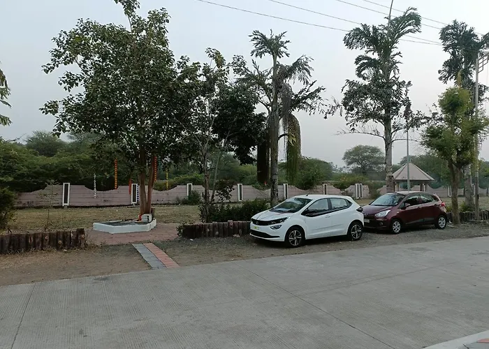 Aarav Home Stay