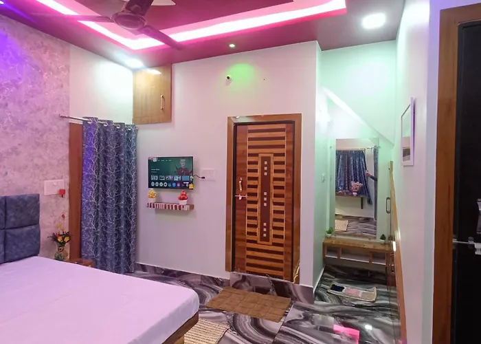 Aarav Home Stay